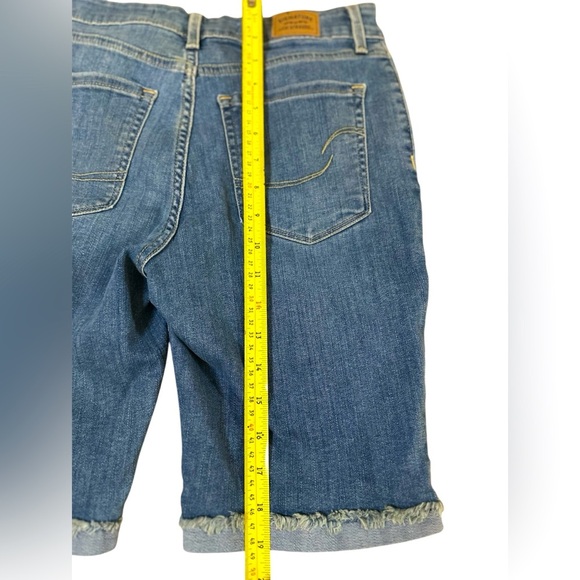 Levi Strauss Signature Mid Rise Bermuda Shorts‎ Size 27W - Picture 3 of 7